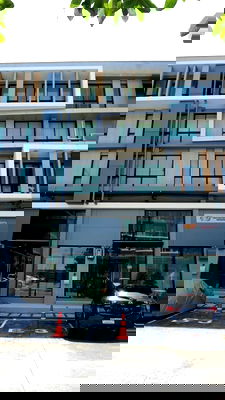 เช่าโฮมออฟฟิศ เดอะ คริสตัล : [ให้เช่า] โฮมออฟฟิศ 4 ชั้น ทำเลลาดพร้าว - เกษตรนวมินทร์📍ใกล้ Central Eastville