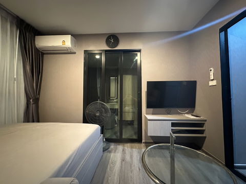 Condo The Origin On Nut, 1 bedroom, 1 kitchen, 1 bathroom, 1 parking space.