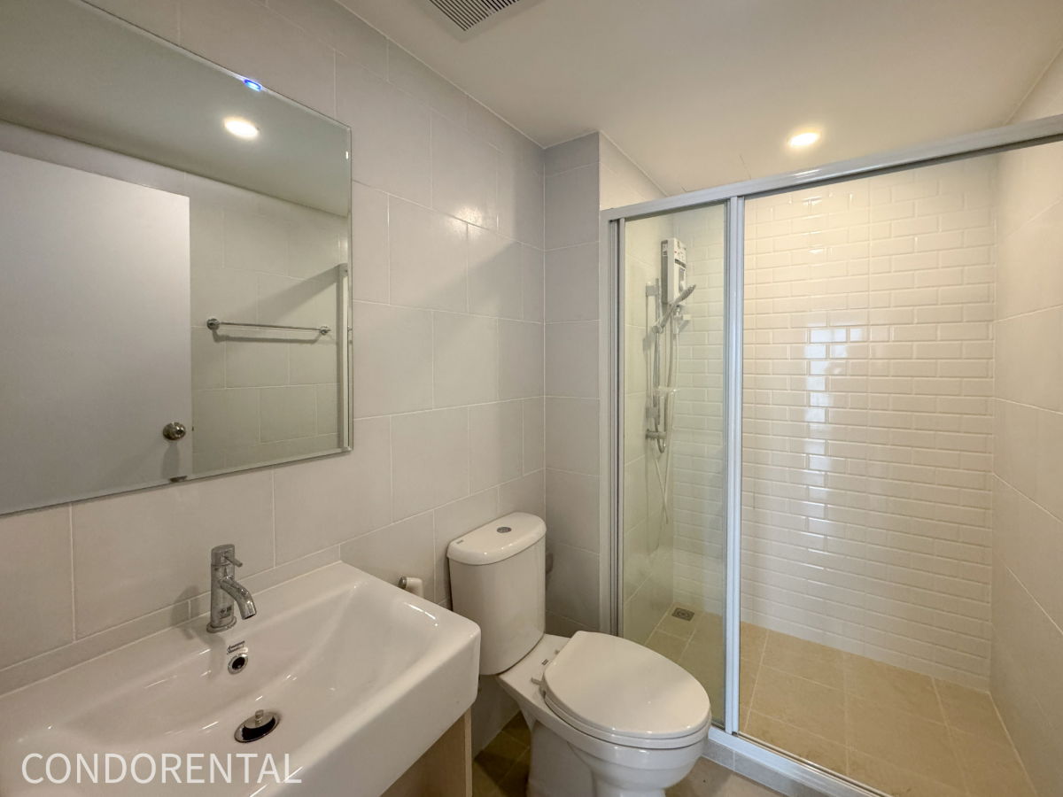 รูป Chewathai Hallmark Ladprao - Chokchai 4 (Phase 2) ห้องสวย ราคาดี สอบถามเพิ่มเติมได้ที่ Line @condorental - รูปที่ 8/9