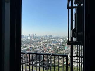 picture THE LINE                   Wongsawang  - 15/16