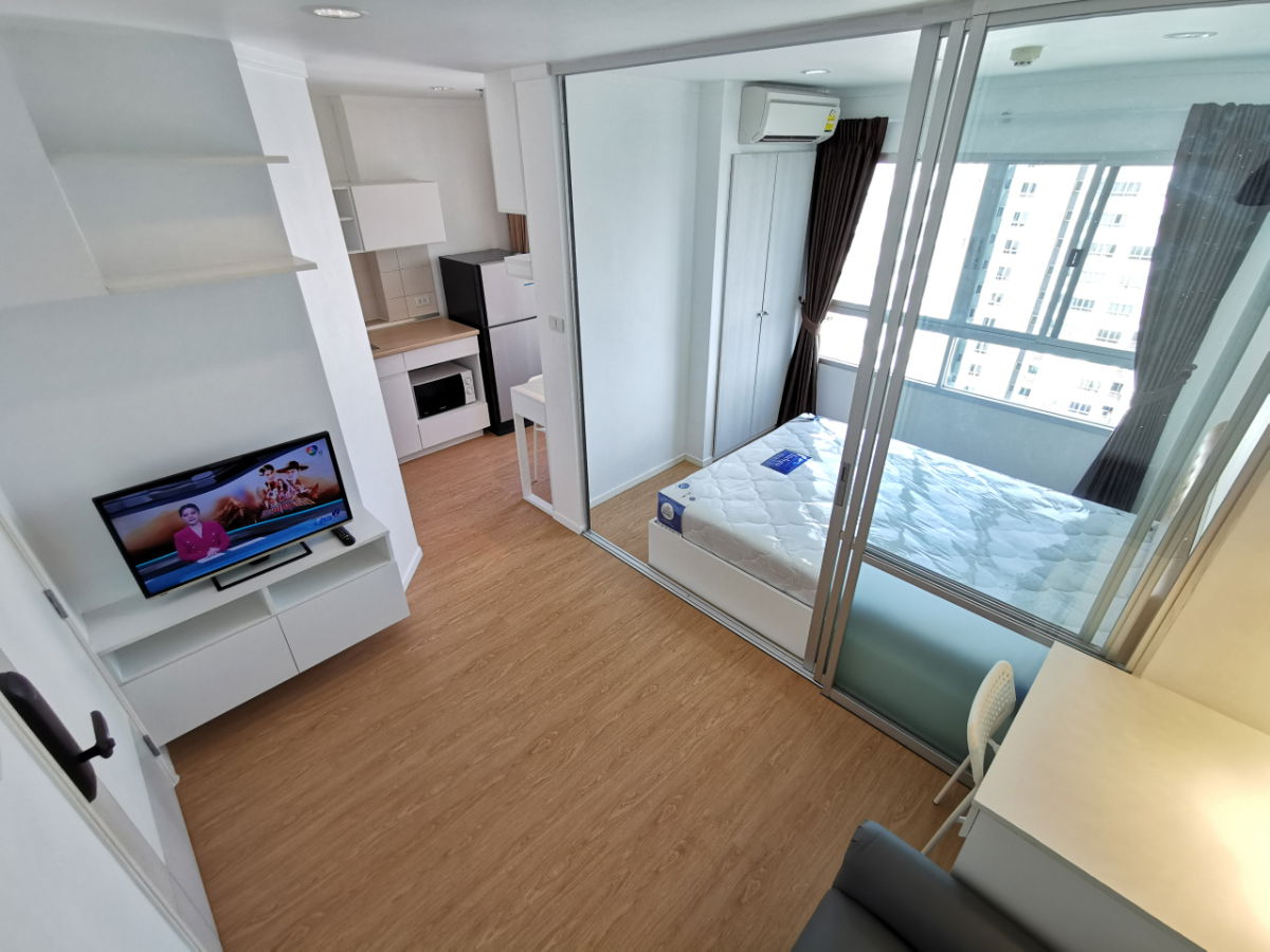 รูป คอนโด ลุมพินี พาร์ค รัตนาธิเบศร์-งามวงศ์วาน บิวท์อิน ห้องมุม ชั้นสูง เจ้าของให้เช่าเอง - รูปที่ 1/14