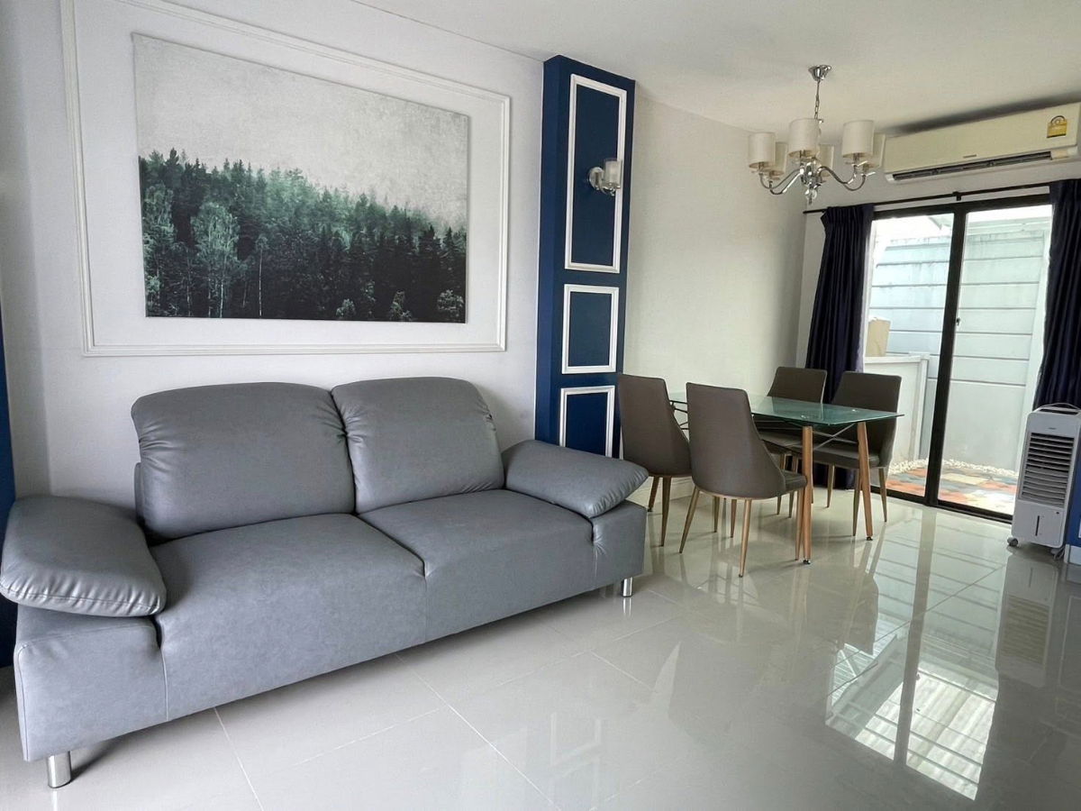 รูป HR3116ให้เช่าทาวน์โฮม 3 ชั้น บ้านกลางเมือง พระราม 9 - อ่อนนุช เฟอร์นิเจอร์ครบ พร้อมเข้าอยู่ทันที - รูปที่ 8/13