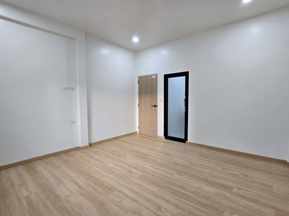 picture Srisuchart Grandview 3 WR-04116 - 7/12