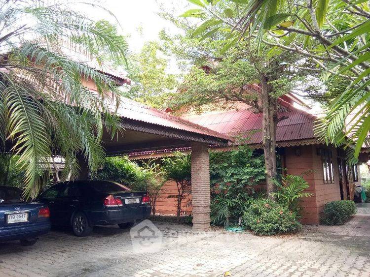 picture 7-BR House in Tha Wang Tan (ID 2510065) - 10/20