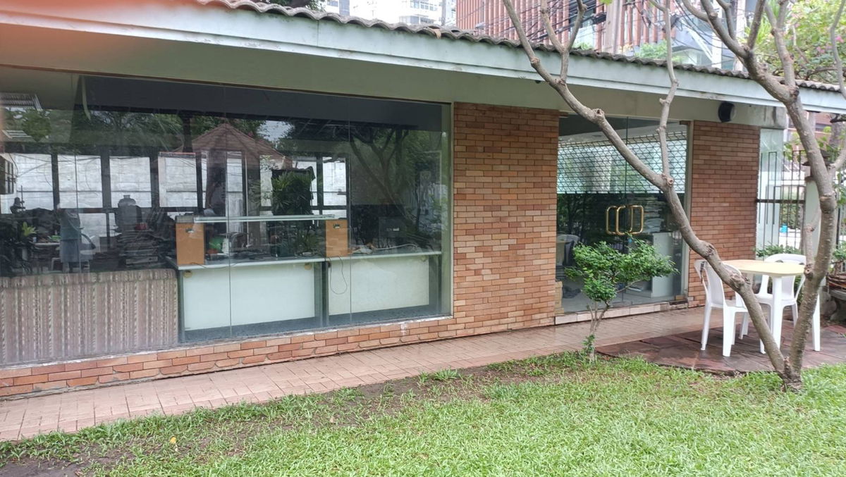 picture 1 room Sukhumvit 53 alley (71sqm) - 12/17