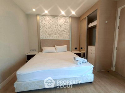 คอนโดให้เช่า : คอนโด 2 ห้องนอน ชั้นสูง 94 ตร.ม. ที่ Grande Caribbean Condo Resort Pattaya ใกล้พัทยาใต้ (ID 2509929)