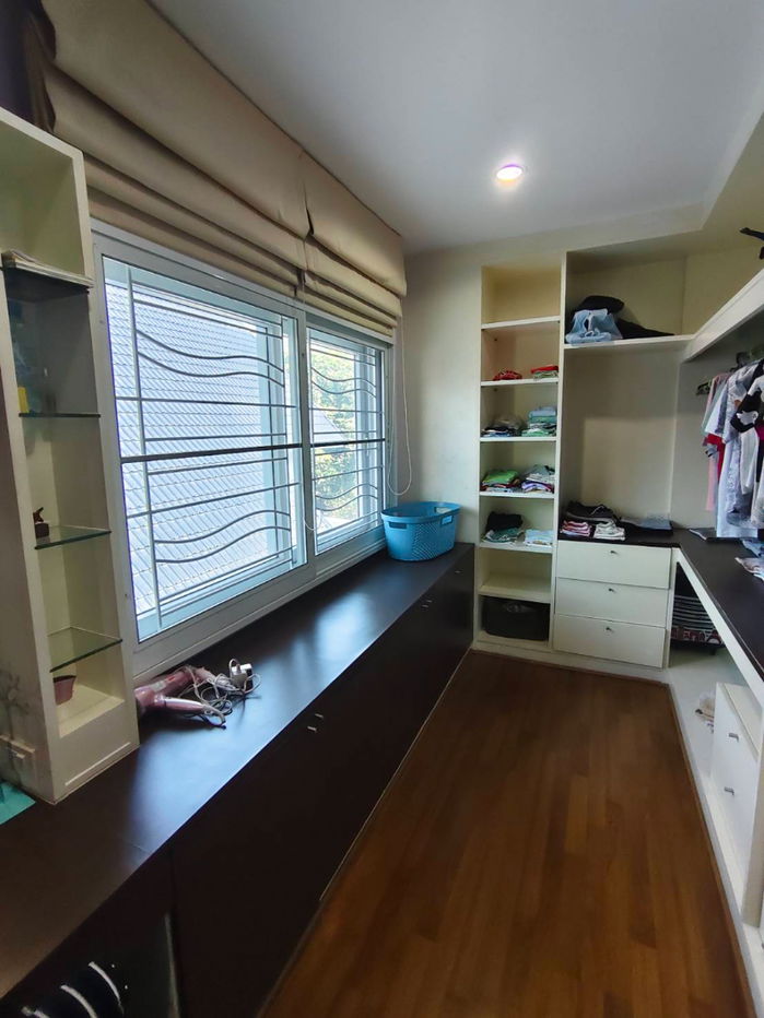 รูป ขาย บ้านเดี่ยว 3 ชั้น มบ.สี่ไชยทอง3 ซ.สี่ไชยทอง 21 พร้อมอยู่ ทำเลแจ้งวัฒนะ-ปากเกร็ด - รูปที่ 12/15