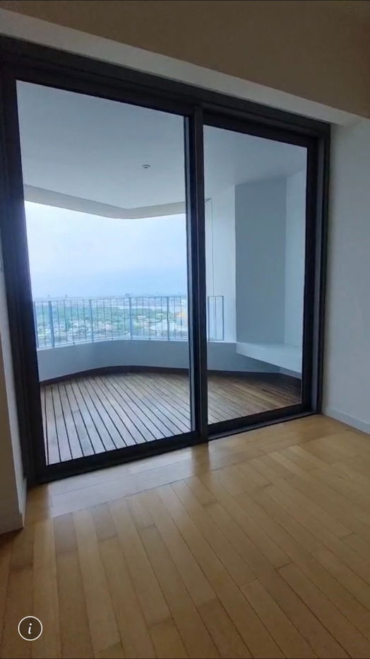 picture 4 unites available here The Pano rama 3 road Riverside Condominium  - 7/18