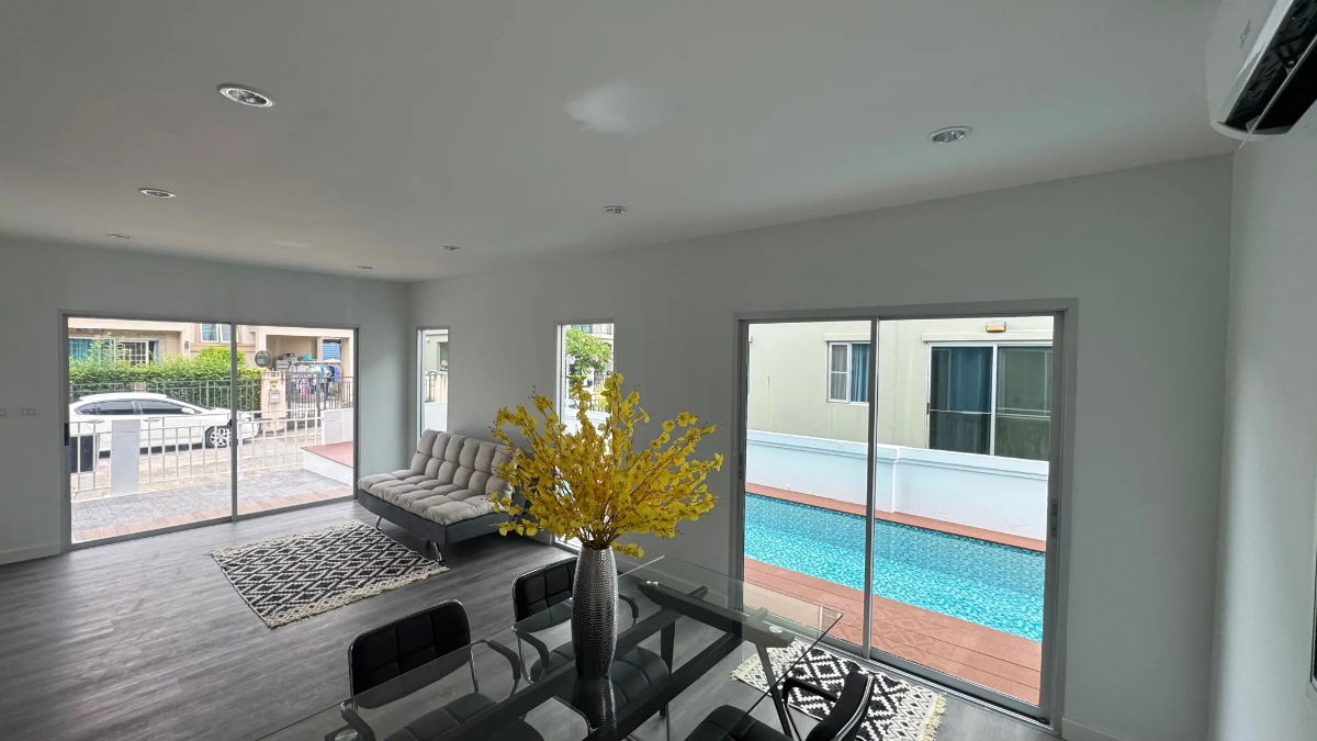 picture Luxury Private Pool Villa | Pruksa Puri Kingkaew - 3/9