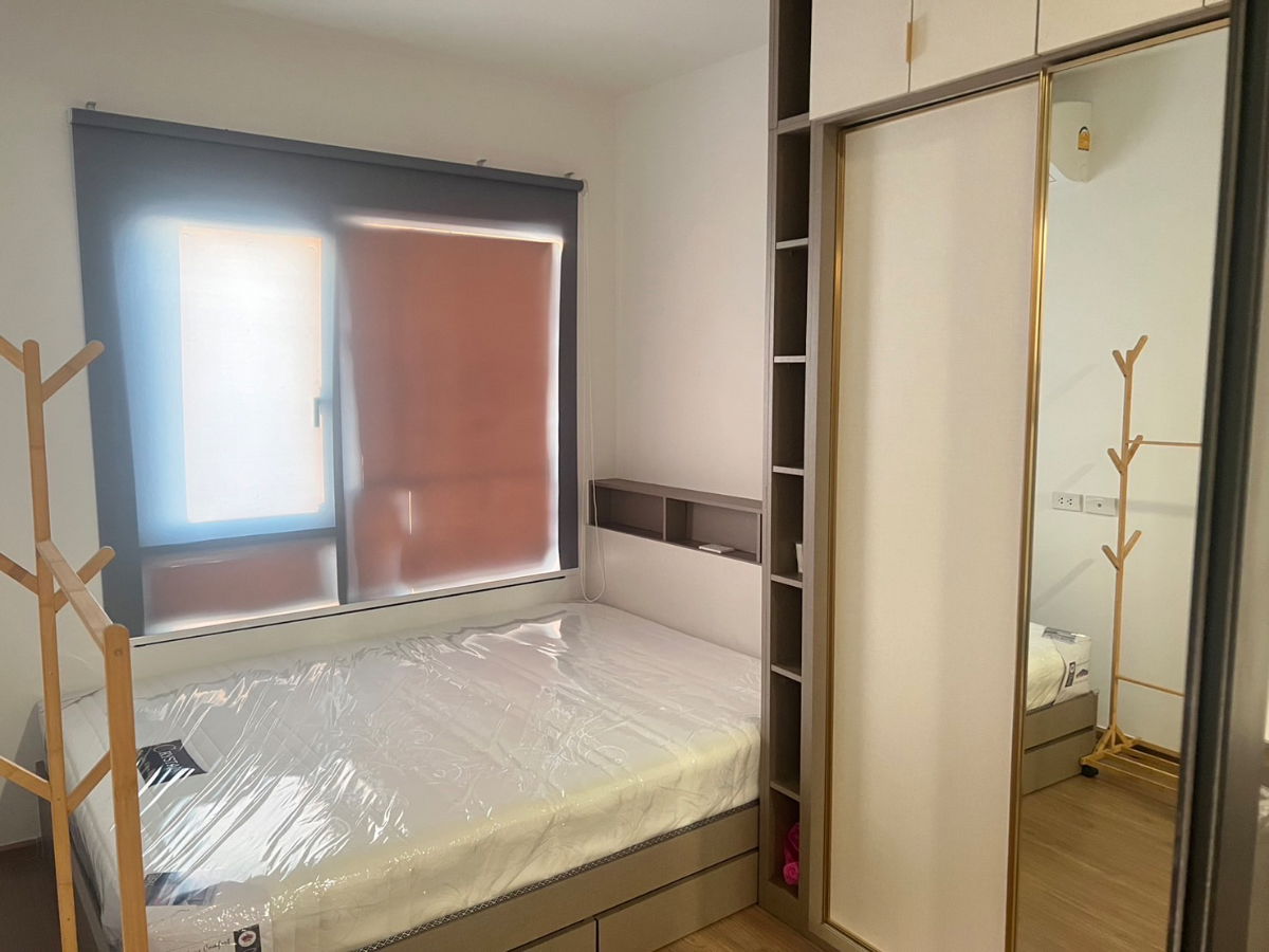 picture For Rent ✨The Living Phetkasem  ✨Nicely decorated , Fully furniture , ready to move in //Ask more info LineID:@thirdproperty - 6/7