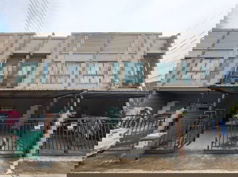 ให้เช่า ทาวน์โฮม เวิร์ฟ เพชรเกษม 81 ถูก สภาพดี พร้อมอยู่ ใกล้เพชรเกษม เพียง 1.5 กม.