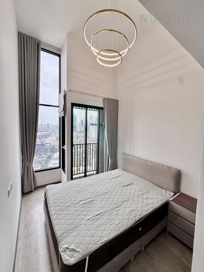 รูป 🚩 ให้เช่าคอนโด โซโห​ แบงค็อก​ รัชดา อาคาร 1 ชั้น 17 Duplex 2 ห้องนอน ขนาด 48 ตรม ใกล้ MRT ห้วยขวาง - รูปที่ 4/8