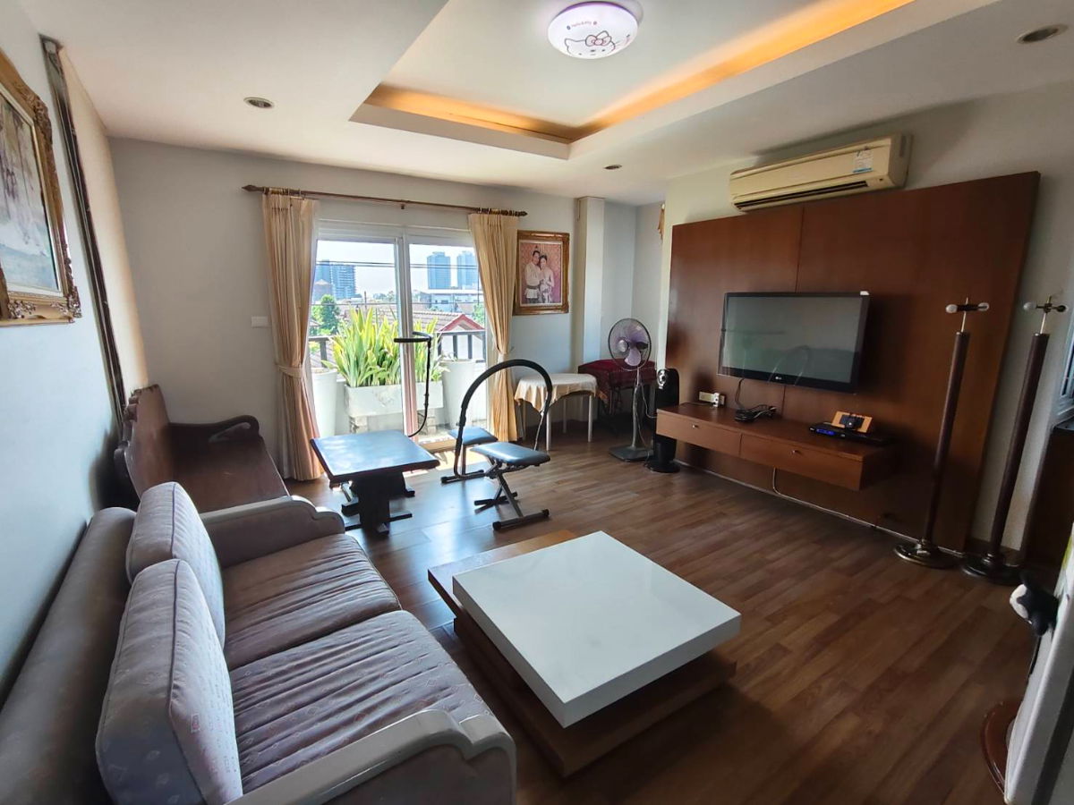 รูป ขาย บ้านเดี่ยว 3 ชั้น มบ.สี่ไชยทอง3 ซ.สี่ไชยทอง 21 พร้อมอยู่ ทำเลแจ้งวัฒนะ-ปากเกร็ด - รูปที่ 11/15