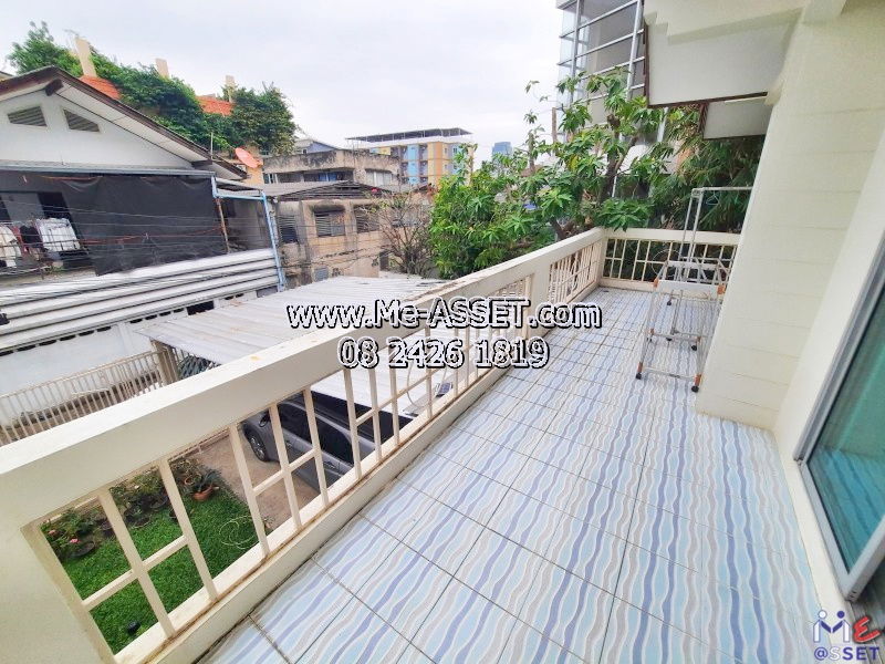 รูป ให้เช่าบ้านเดี่ยว 4 ห้องนอน โซนลาดพร้าว จตุจักร เชื่อมวิภาวดี รัชดาภิเษก ใกล้บีทีเอสห้าแยกลาดพร้าว ยูเนี่ยนมอลล์ : ลาดพร้าวซอย 1 แยก15 : 2ชั้น 60ตร.วา - รูปที่ 14/15