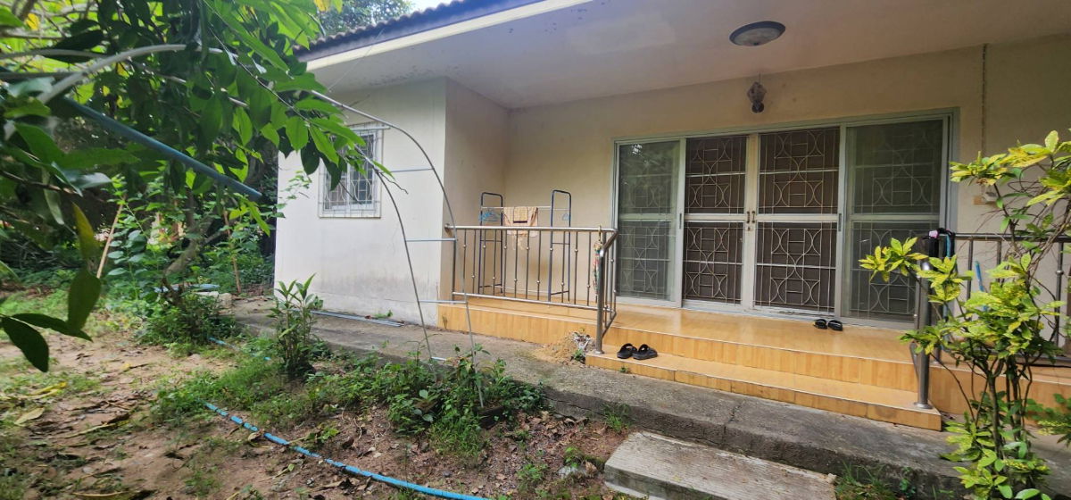 รูป  ขายที่ดินพร้อมห้องเช่า 48 ห้อง เนื้อที่ 4 ไร่ ใกล้นิคมปิ่นทอง 3 หนองขาม อำเภอศรีราชา ชลบุรี - รูปที่ 5/13