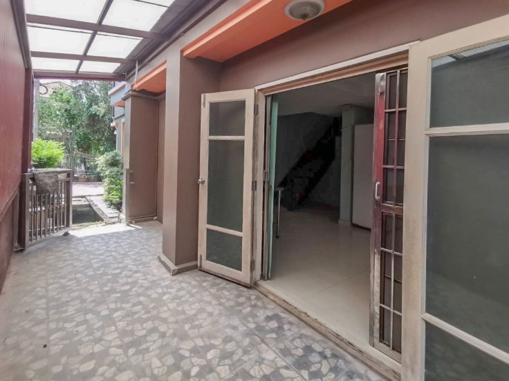 รูป ขายบ้านแฝดมือสองนนทบุรี โครงการ ชวนชื่น ปิ่นเกล้า-วงแหวน เนื้อที่ 38.50 ตร.ว. ใกล้รถไฟฟ้าสายสีม่วงสถานีตลาดบางใหญ่ - รูปที่ 7/12