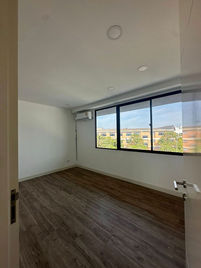 picture WS6213 🏢 Home Office Type B | Nirvana@Work Ladprao–Kaset Nawamin Only 75,000 THB/month - 10/11