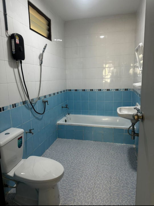 รูป HR3120ให้เช่าทาวน์โฮมทำเลทอง สุขุมวิท-พระโขนง-อ่อนนุช เดินทางสะดวกเข้าออกได้ทั้ง สุขุมวิท และ พระราม 4 เดินไปรถไฟฟ้าได้ - รูปที่ 8/10