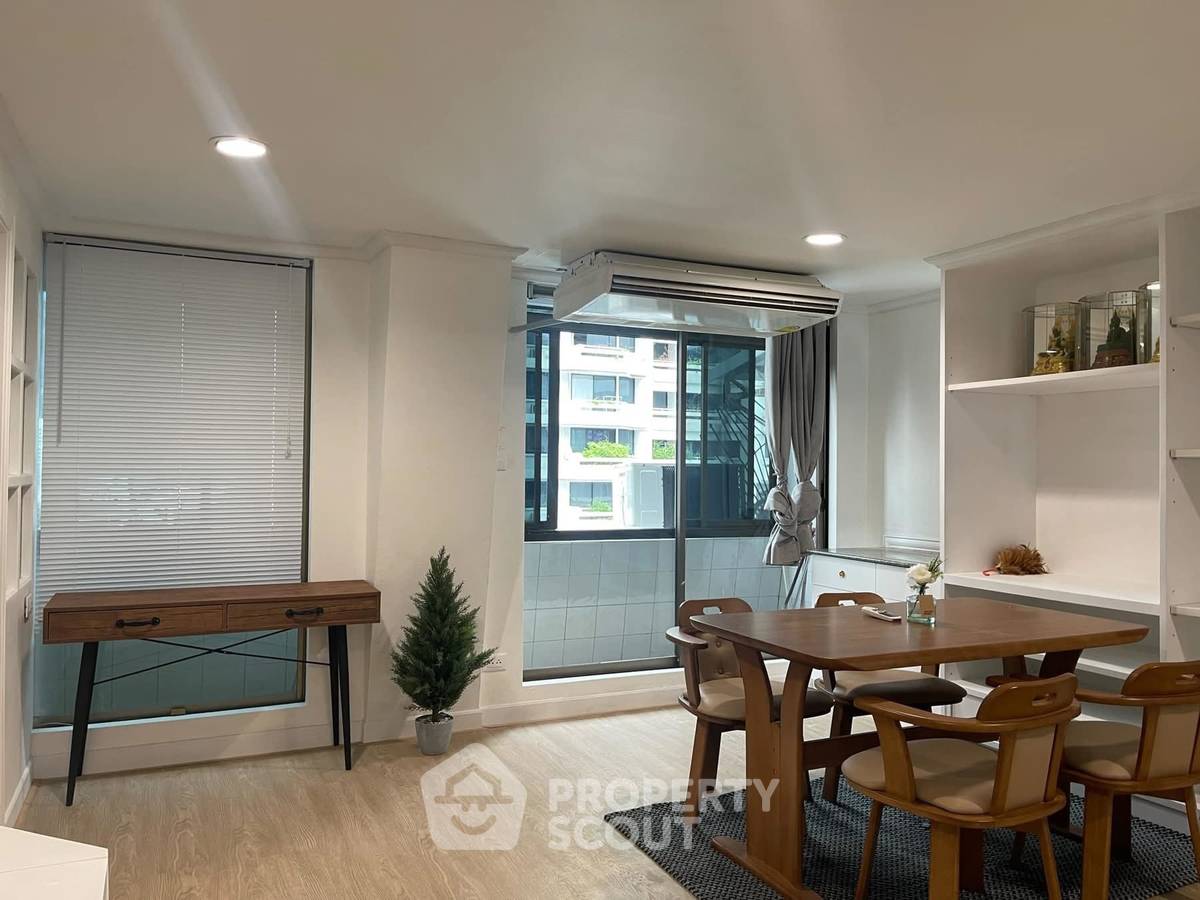 picture 2-BR Condo at Diamond Tower Condominium near BTS Chong Nonsi (ID 2440944) - 6/9