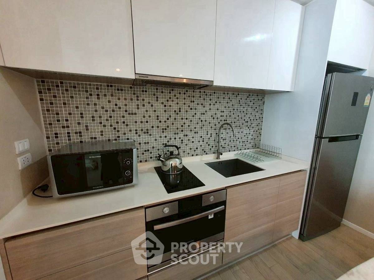 picture 1-BR Condo at The Room Sukhumvit 21 near MRT Sukhumvit (ID 2309318) - 11/20
