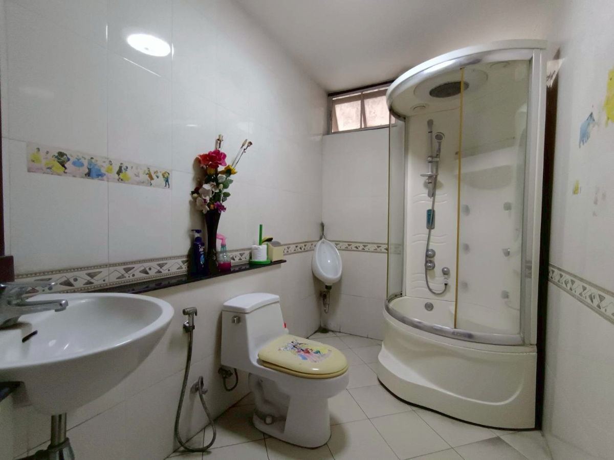 รูป  ขายบ้านเดี่ยวสองชั้น พร้อมออฟฟิศ และที่ดินเปล่า ทำเลทองในนนทบุรี 2 งาน, 93 ตร.ว. - รูปที่ 10/14