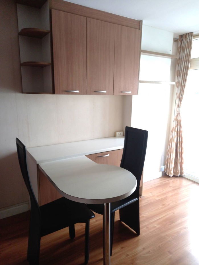 picture Sathorn Resident condominium for rent - 1/3
