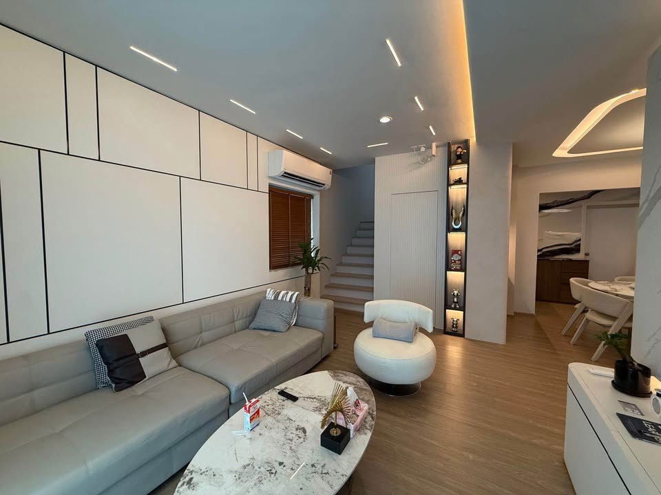 รูป  🏡Nirvana ABSOLUTE Ekkamai–Ramintra  Luxury Detached Villa for Rent ✨ ส่วนตัวสูง • ทำเลพรีเมียม • ใกล้เอกมัย–ทองหล่อ - รูปที่ 4/17