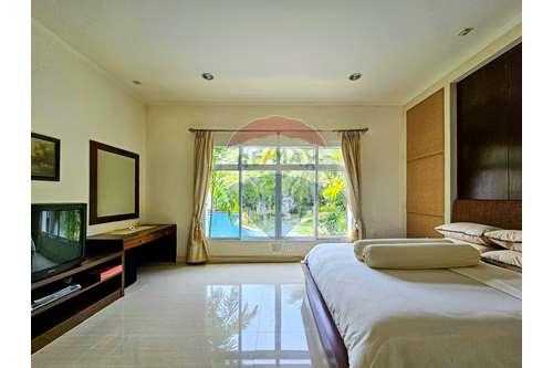 picture [920601001-76] Blue Lagoon Residences Private Villa 3 Bed 4 Bath For Sale - 21/46