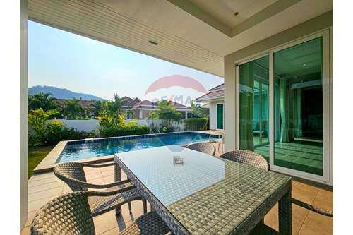 รูป [920601001-67] 3 Bed 2 Bath Private Modern Villa in Hua Hin Soi 88 For Sale - รูปที่ 15/38