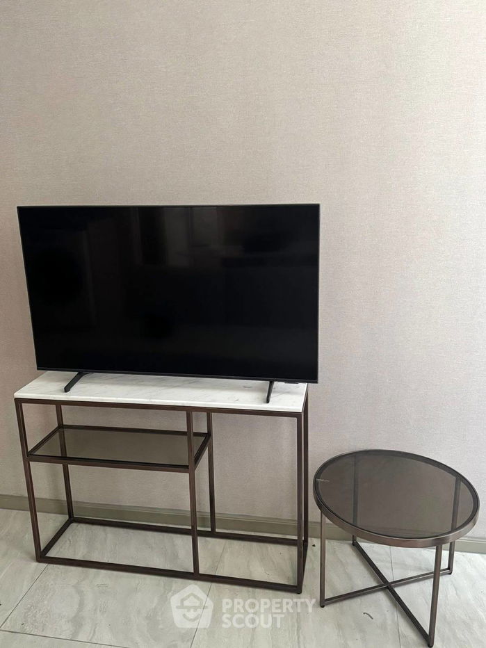 picture 2-BR Condo at Walden Asoke near MRT Sukhumvit (ID 2510094) - 9/12