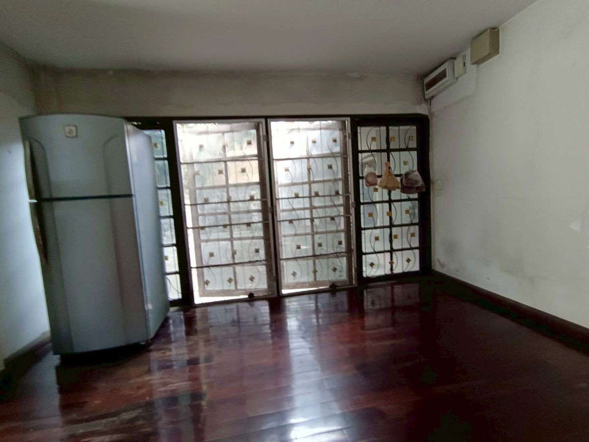 รูป  ขายบ้านเดี่ยวสองชั้น พร้อมออฟฟิศ และที่ดินเปล่า ทำเลทองในนนทบุรี 2 งาน, 93 ตร.ว. - รูปที่ 5/14