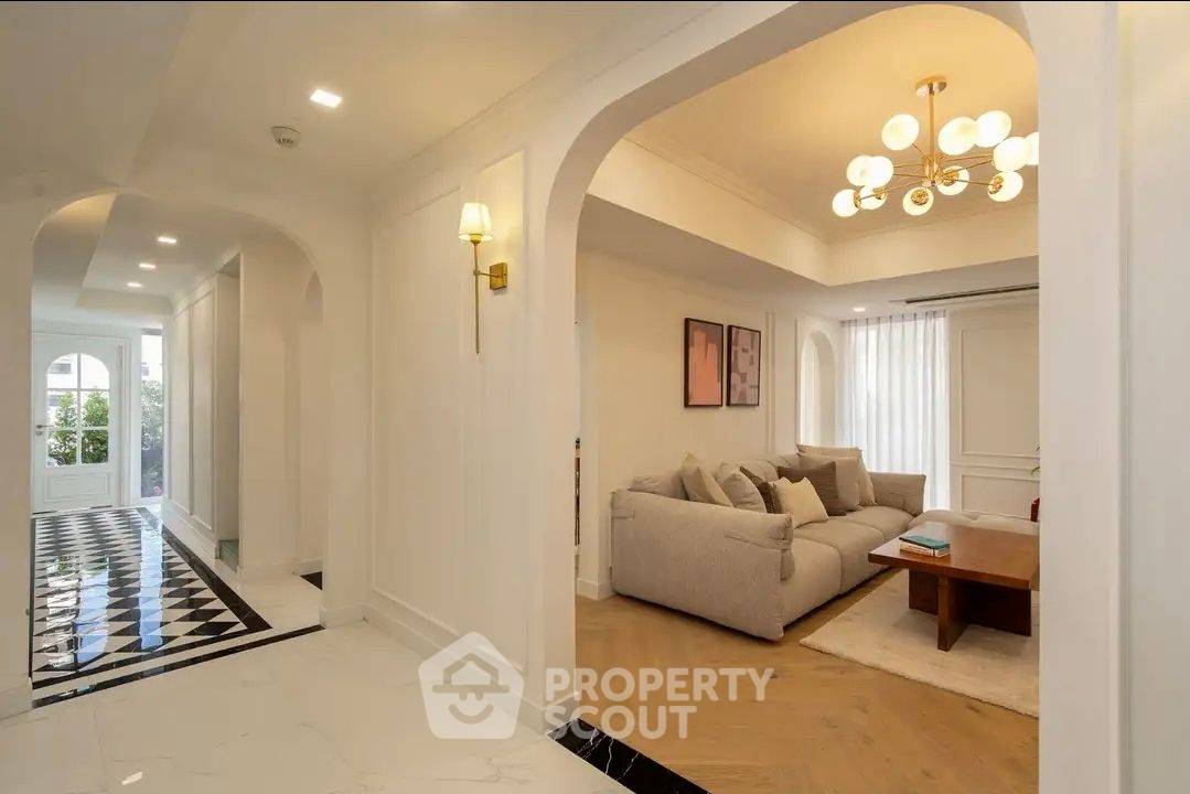 รูป คอนโด 4-ห้องนอน ที่ ศุภาลัย เพลส สุขุมวิท 39 ใกล้ BTS พร้อมพงษ์ (ID 2470176) - รูปที่ 5/9