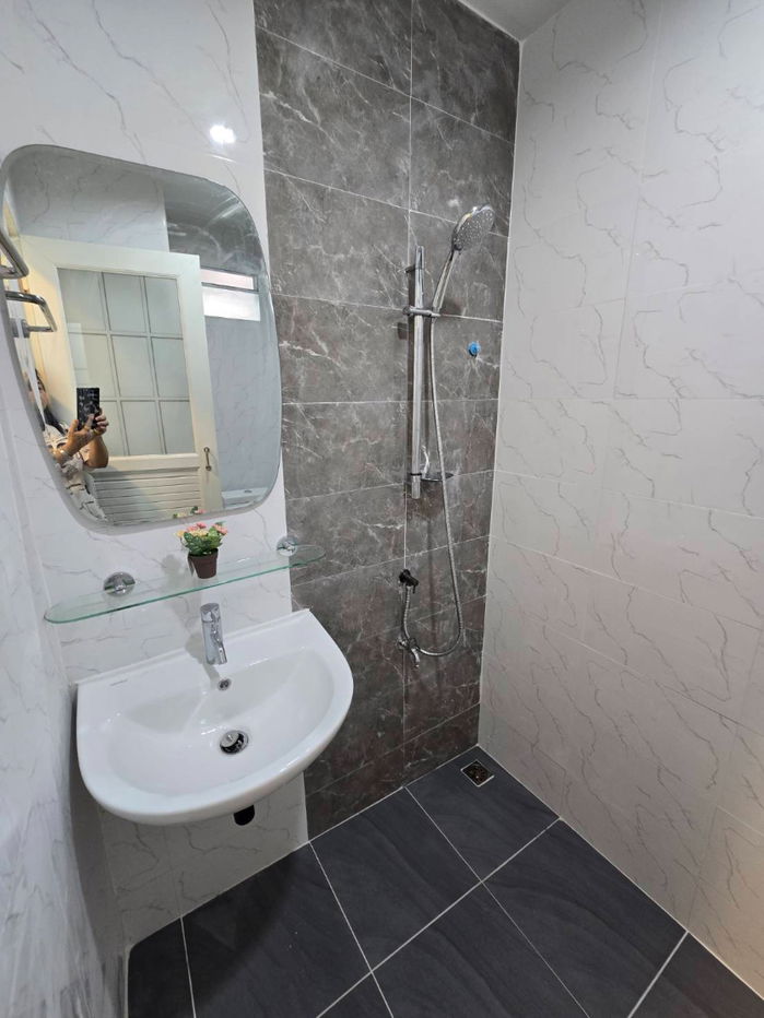 รูป ้านเดี่ยวชั้นเดียว หมู่บ้านนันทวัน10 ซอยเลียบวารี37 คู้ขวา หนองจอก บ้านสวย ทำเลดี แต่งใหม่ทั้งหมด กว้าง ถูก มีเฟอร์นิเจอร์ใหม่ - รูปที่ 18/22