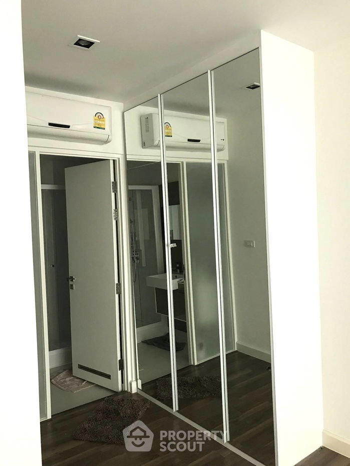 รูป คอนโด 1-ห้องนอน ที่ เดอะ รูม สาทร-ตากสิน ใกล้ BTS โพธิ์นิมิตร (ID 2507091) - รูปที่ 5/8