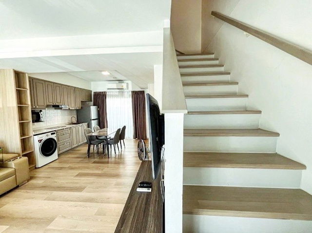 รูป ให้เช่าทาวน์โฮมสุดหรู 2 ชั้น ม.รามคำแหง 2 500 ม. อินดี้ บางนา-รามคำแหง2 โลตัส บางนา-ตราด 1.2 กม. - รูปที่ 2/8