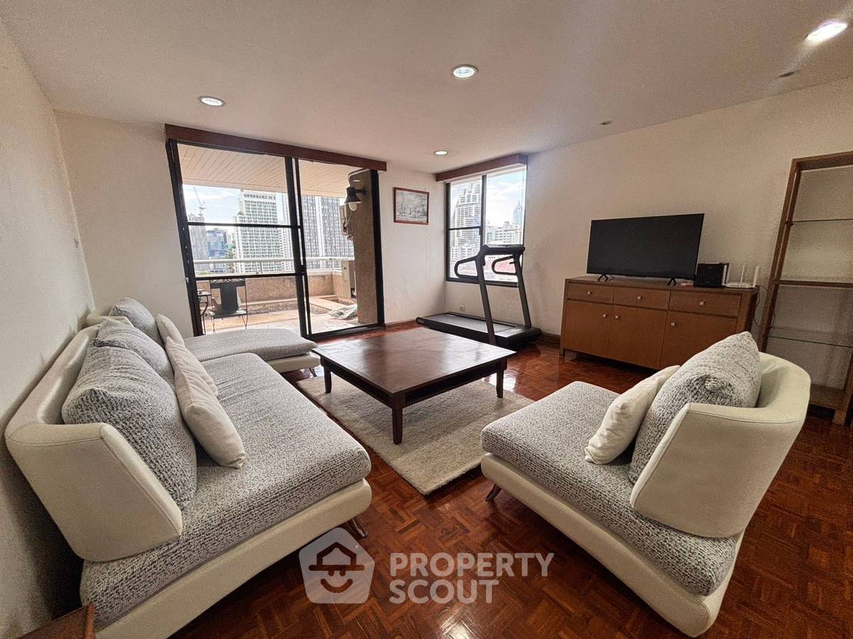 picture 3-BR Condo at Asoke Tower near MRT Phetchaburi (ID 2476261) - 1/13