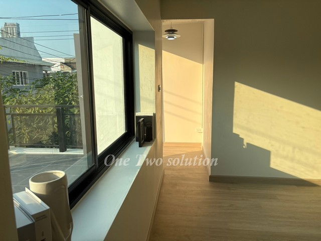 รูป ทาวน์เฮาส์ โครงการหมู่บ้านร่มรื่นวิลล์ 4 รัตนาธิเบศร์ ซอยวัดมะเดื่อ - รูปที่ 3/24