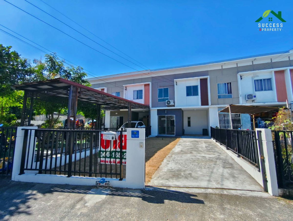 รูป ขายทาวน์เฮ้าส์ พฤกษา 74/3 ศรีนครินทร์-เทพารักษ์ รีโนเวทแล้ว ที่ดินเยอะ เนื้อที่ 30 ตร.ว. ต่อเติมหลังคาหลังบ้าน ใกล้รถไฟฟ้า ใกล้ทางด่วน เพียง 15 นาที - รูปที่ 2/20