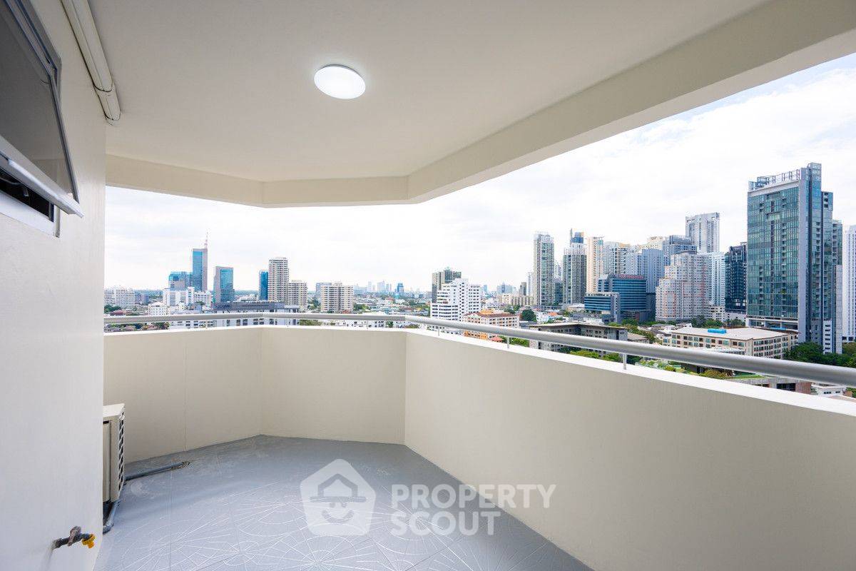 รูป คอนโด 2-ห้องนอน ที่ เดอะวอเตอร์ฟอร์ด ไดมอน ทาวเวอร์ สุขุมวิท ใกล้ BTS พร้อมพงษ์ (ID 2506937) - รูปที่ 24/25