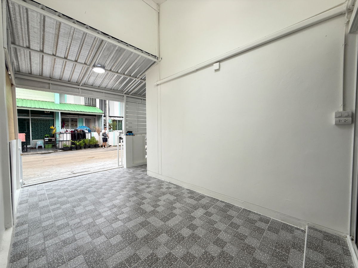 รูป The Money Me พระราม2-บางหญ้าแพรก บ้านรีโนเวทใหม่พร้อมอยู่ ราคาพิเศษ ฟรีค่าใช้จ่ายวันโอน - รูปที่ 3/13