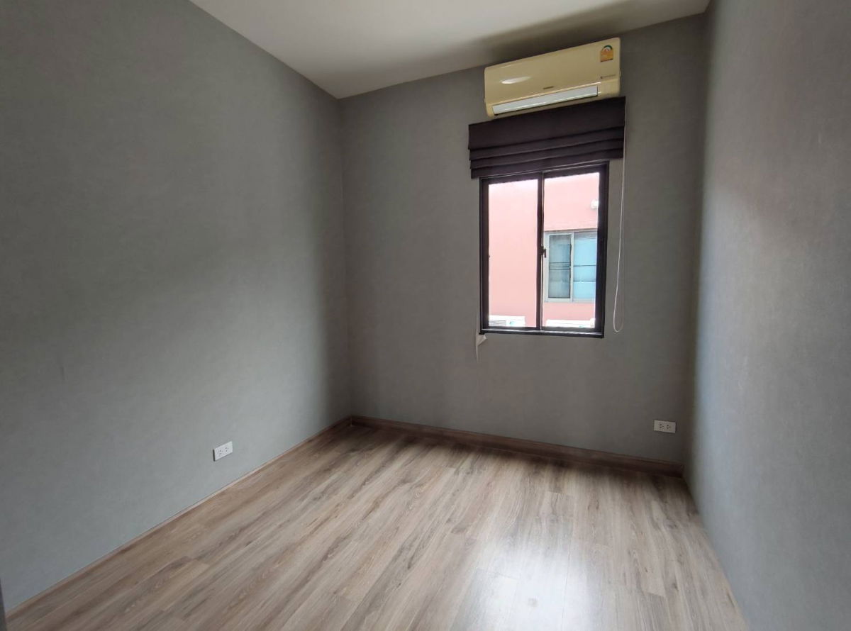 รูป ให้เช่า ทาวน์โฮม เวิร์ฟ เพชรเกษม 81 ถูก สภาพดี พร้อมอยู่ ใกล้เพชรเกษม เพียง 1.5 กม. - รูปที่ 11/15