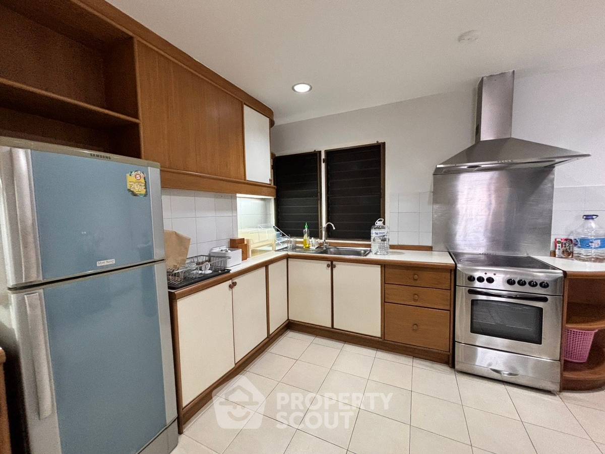picture 3-BR Condo at Asoke Tower near MRT Phetchaburi (ID 2476261) - 6/13