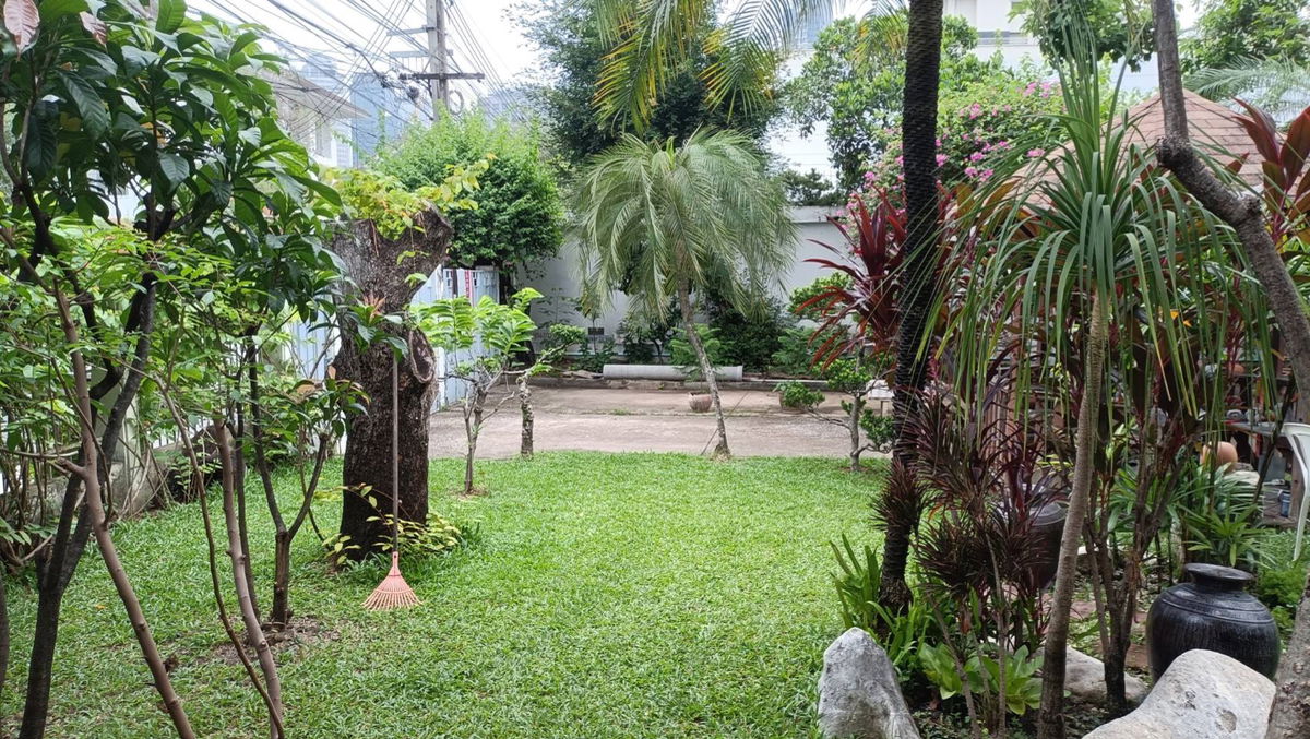 picture 1 room Sukhumvit 53 alley (71sqm) - 17/17