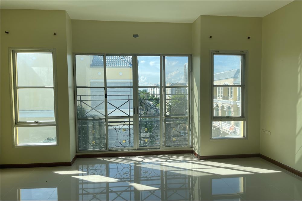 รูป [920071045-103] ขายด่วน!! บ้านกลางเมืองศรีนครินทร์-พัฒนาการ6.5ล้าน - รูปที่ 3/23