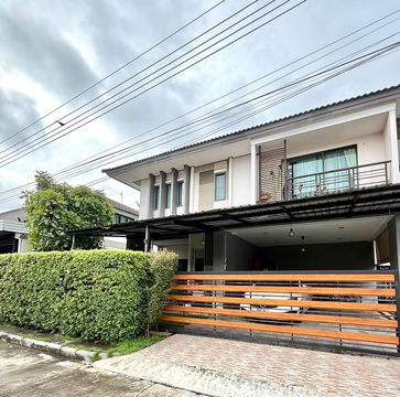 HR3122ให้เช่าบ้านเดี่ยวหลังใหญ่ "ฮาบิเทีย วัชรพล" พื้นที่กว้าง 67 ตร.ว. เฟอร์นิเจอร์ครบ พร้อมเข้าอยู่ทันที!ทำเลดีเดินทางสะดวก