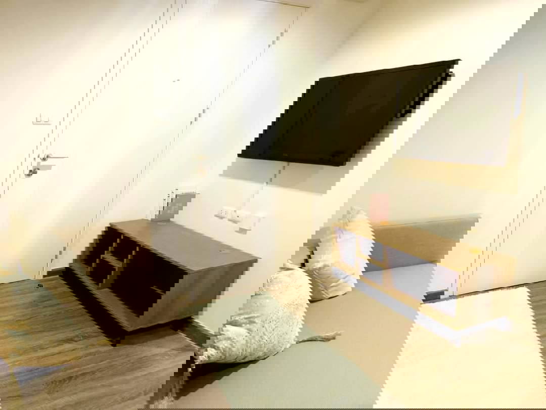 รูป #SC10529 ​  📌  ให้เช่า | 🟦🟨เดอะ ทรัสต์ คอนโด @บีทีเอส เอราวัณ​​🟥🟩💬 𝑪𝒐𝒏𝒕𝒂𝒄𝒕 𝑳𝑰𝑵𝑬: @𝒔𝒆𝒄𝒓𝒆𝒕𝒑𝒓𝒐𝒑𝒆𝒓𝒕𝒚 🔥✨ - รูปที่ 3/9