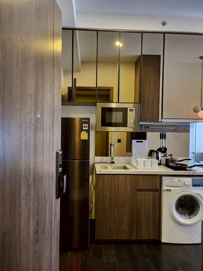 picture PARK ORIGIN                 THONGLOR  - 2/10