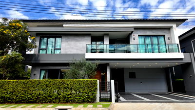 บ้านเดี่ยว สมุทรปราการ : ขายบ้าน รองรับครอบครัวใหญ่ The city บางนา 5 ห้องนอน 5 ห้องน้ำ 3 จอด 21.9 ล้าน เครื่องใช้ฟ้าครบ  คุณบี โทร 064-146-6445 (229AGBE)