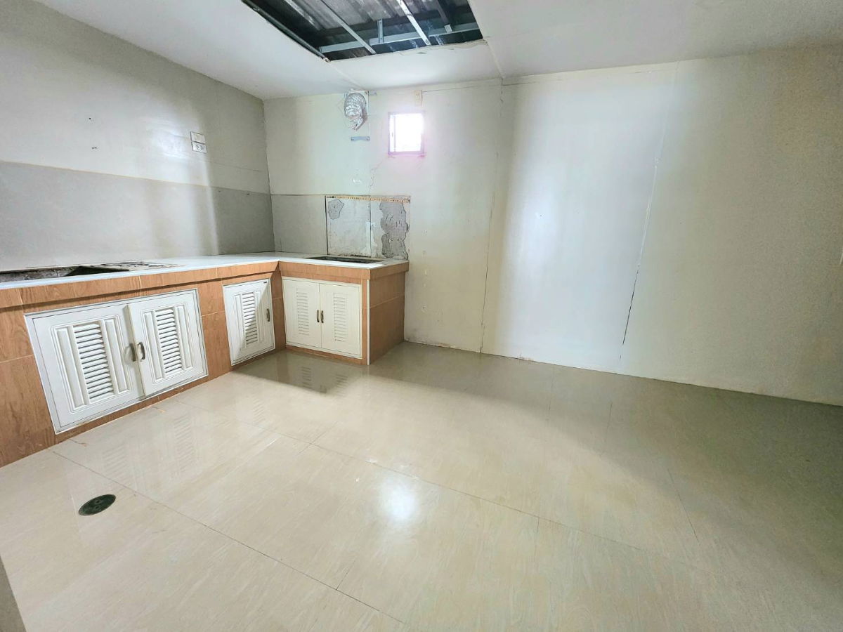 รูป ขายทาวน์เฮ้า ทำเลดี ใกล้ห้างแฟชั่น : ม.พฤกษาวิลล์89 วงแหวน-รามอินทรา  ซ.กาญจนาภิเษก6/1(คู้บอน27 แยก10)  ถ.คู่ขนานกาญจนาภิเษก  คู้บอน  รามอินทรา - รูปที่ 11/16