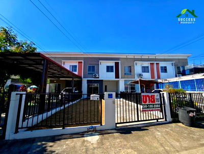 ทาวน์โฮม สมุทรปราการ : ขายทาวน์เฮ้าส์ พฤกษา 74/3 ศรีนครินทร์-เทพารักษ์ รีโนเวทแล้ว ที่ดินเยอะ เนื้อที่ 30 ตร.ว. ต่อเติมหลังคาหลังบ้าน ใกล้รถไฟฟ้า ใกล้ทางด่วน เพียง 15 นาที